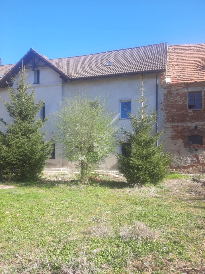 dom wolnostojący, 5 pokoi Zurzyce. Zdjęcie 5