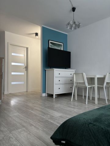 Mieszkanie 4-pokojowe Oława Centrum, rynek Rynek. Zdjęcie 1