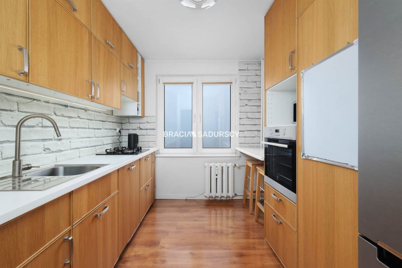 Mieszkanie 3-pokojowe Kraków Nowa Huta, os. Piastów. Zdjęcie 4