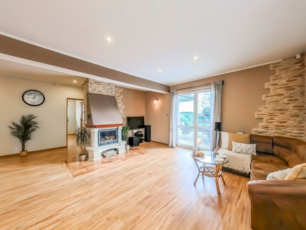 dom wolnostojący, 4 pokoje Zgierz Chełmy, ul. Orzechowa. Zdjęcie 3