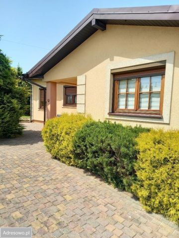 dom wolnostojący, 5 pokoi Wręczyca Wielka. Zdjęcie 1