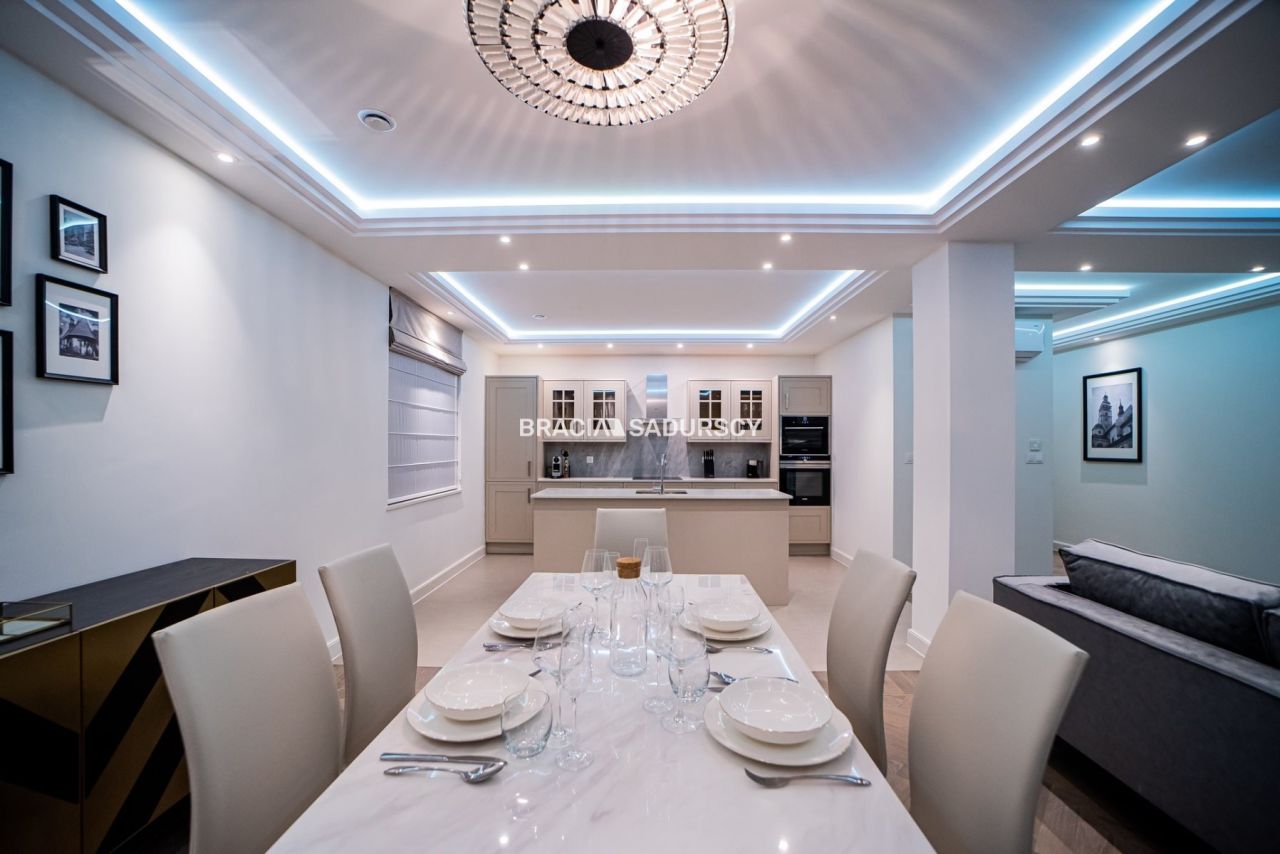 Mieszkanie 4-pokojowe Żywiec, rynek Rynek. Zdjęcie 3