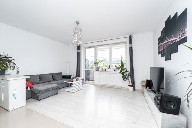 Mieszkanie 3-pokojowe Marki, ul. Wilcza. Zdjęcie 2