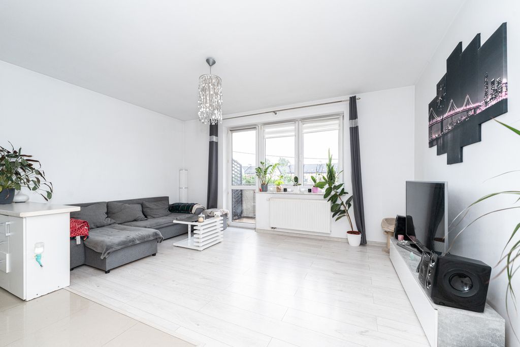 Mieszkanie 3-pokojowe Marki, ul. Wilcza. Zdjęcie 2