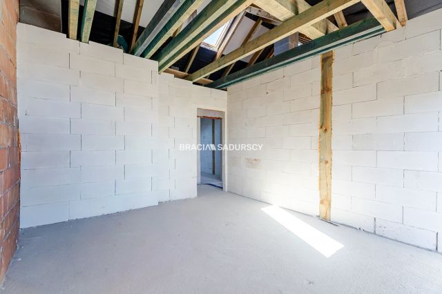 Mieszkanie 4-pokojowe Wieliczka, ul. Kaczeńce. Zdjęcie 11