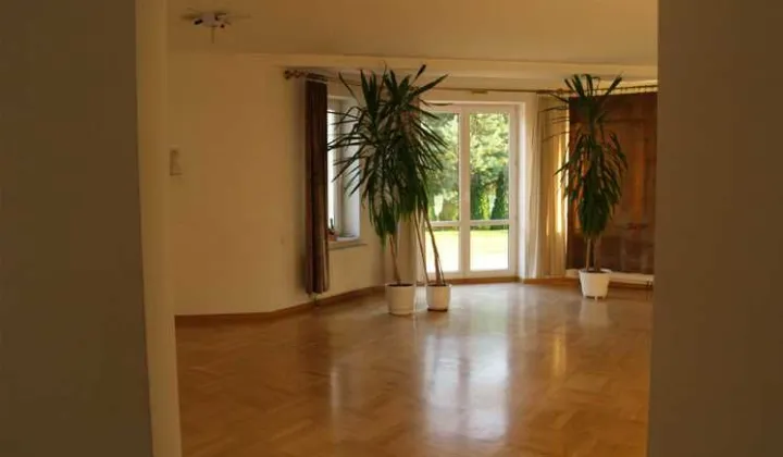 dom wolnostojący, 7 pokoi Hornówek