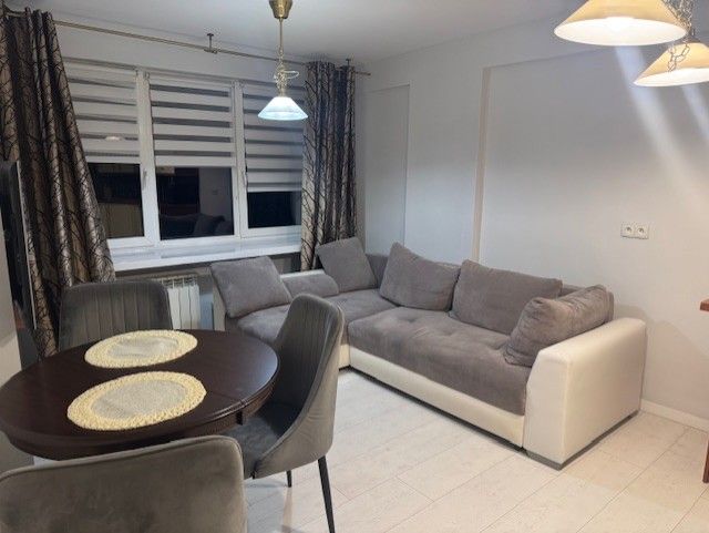 Mieszkanie 3-pokojowe Warszawa Powiśle, ul. św. Franciszka Salezego. Zdjęcie 2