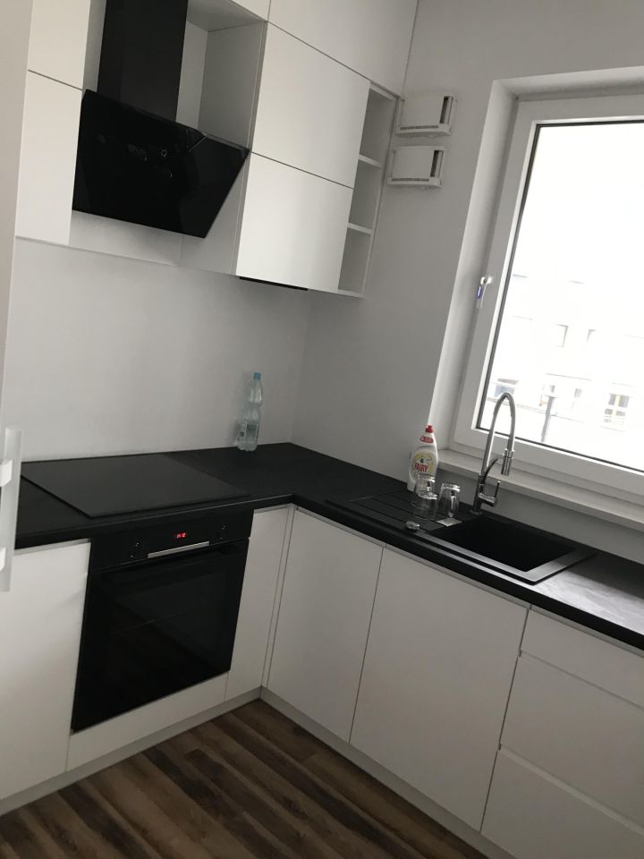 Mieszkanie 2-pokojowe Warszawa Praga-Południe, ul. Jana Nowaka-Jeziorańskiego. Zdjęcie 3