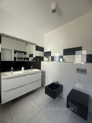 dom wolnostojący, 5 pokoi Lubawka. Zdjęcie 21