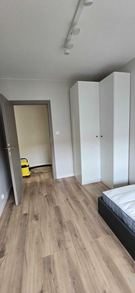 Mieszkanie 3-pokojowe Jelcz-Laskowice Centrum. Zdjęcie 8