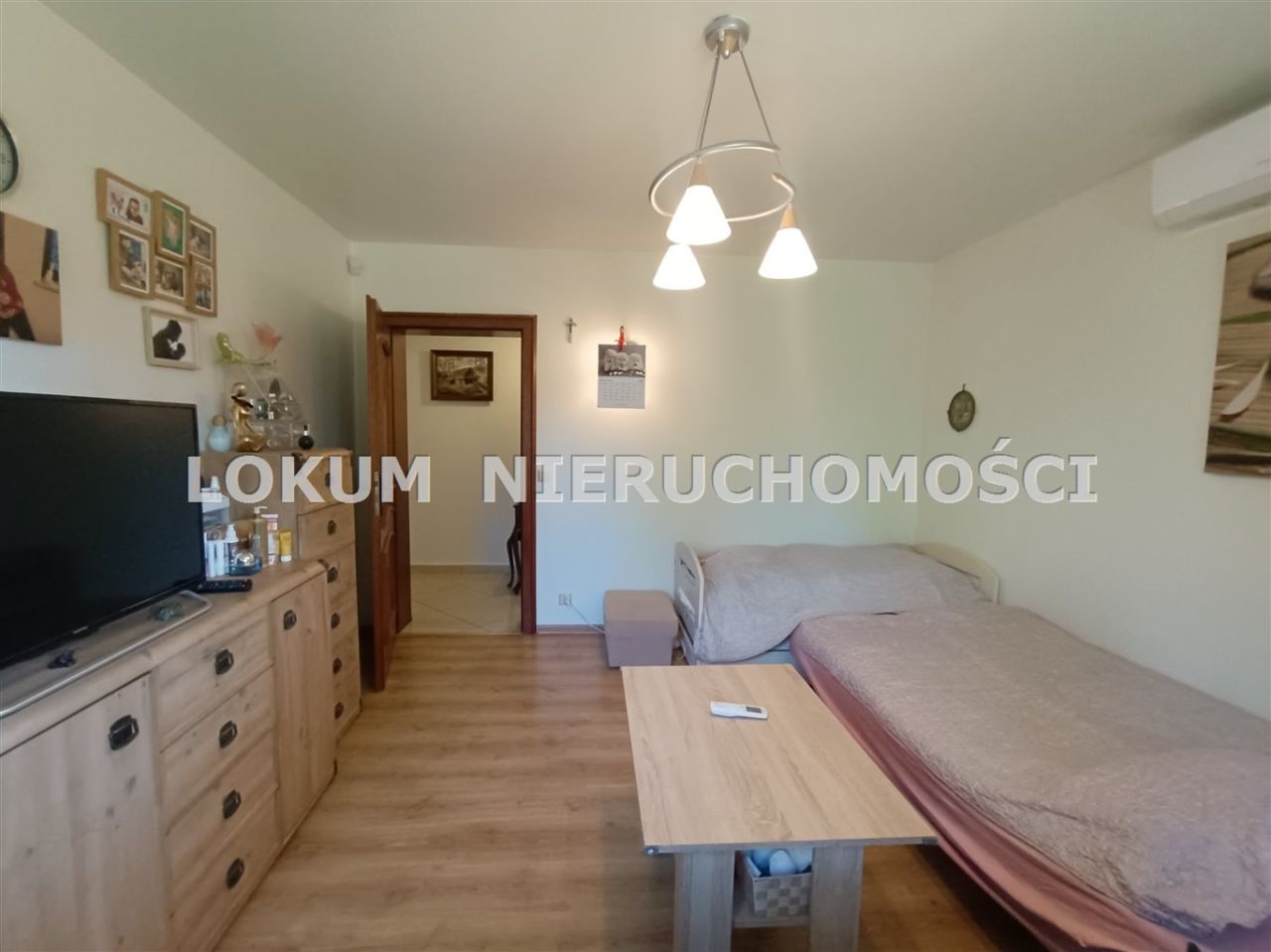 dom wolnostojący, 8 pokoi Jastrzębie-Zdrój Bzie Zameckie. Zdjęcie 28