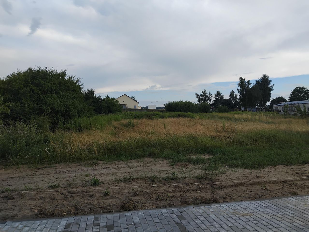 Działka inwestycyjna Baranów, ul. Cmentarna. Zdjęcie 2