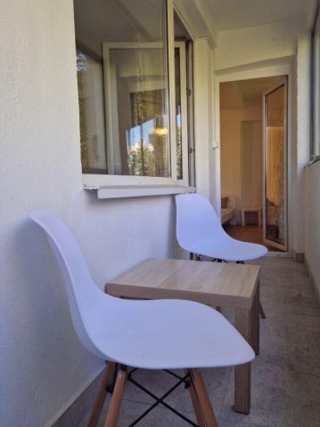 Mieszkanie 3-pokojowe Warszawa Śródmieście, ul. Niska. Zdjęcie 4