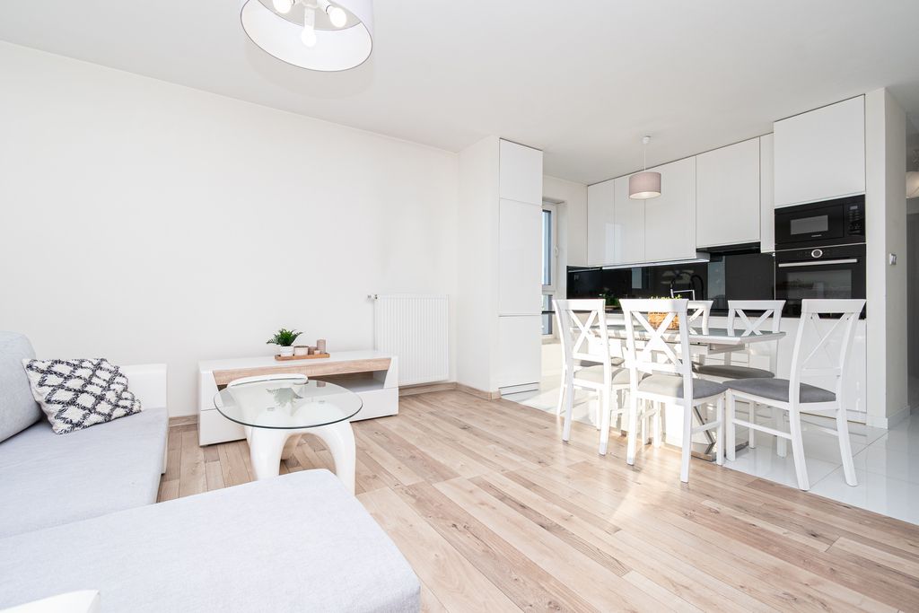 Mieszkanie 3-pokojowe Kalisz, ul. Korczak. Zdjęcie 2