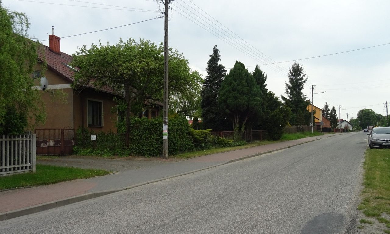 dom wolnostojący, 5 pokoi Złotniki. Zdjęcie 2