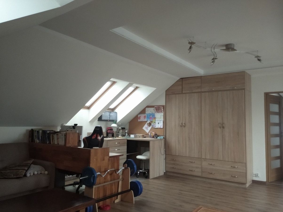 dom wolnostojący, 5 pokoi Mościszki. Zdjęcie 11