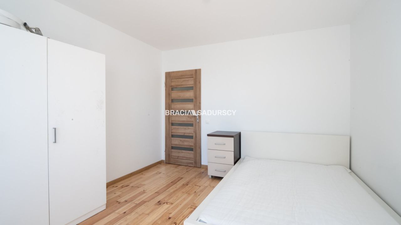 Mieszkanie 3-pokojowe Kraków Bieżanów, ul. ks. Piotra Ściegiennego. Zdjęcie 6