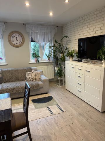 Mieszkanie 3-pokojowe Okonek, ul. 1 Maja. Zdjęcie 1