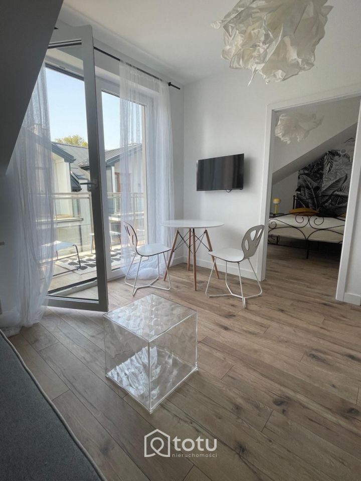 Mieszkanie 6-pokojowe Warszawa Wesoła, ul. Babiego Lata. Zdjęcie 4