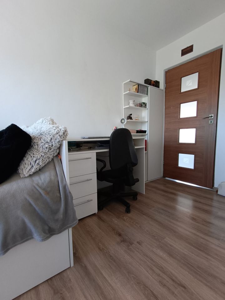 Mieszkanie 3-pokojowe Wawrów. Zdjęcie 14