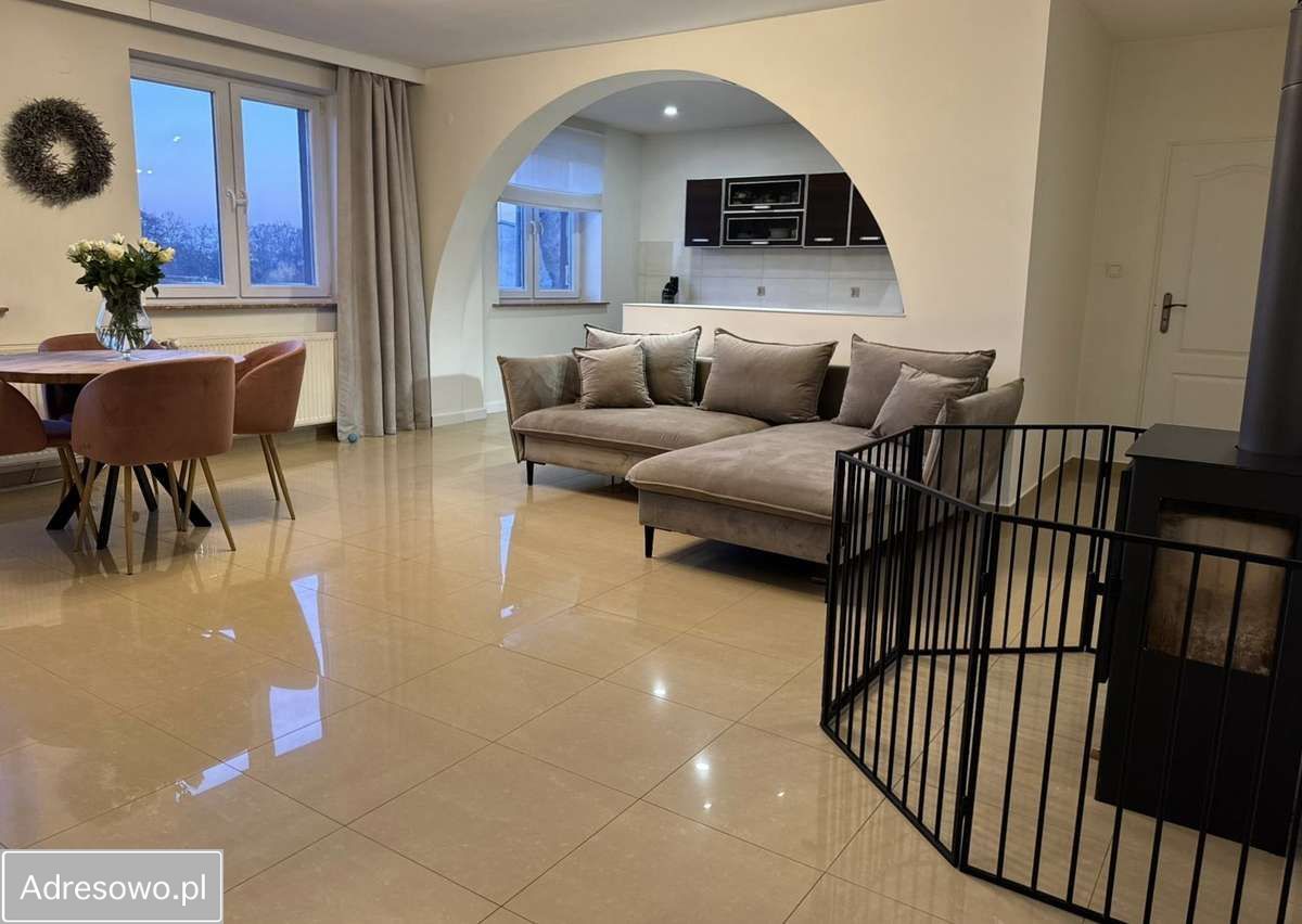 Mieszkanie 4-pokojowe Żary. Zdjęcie 13