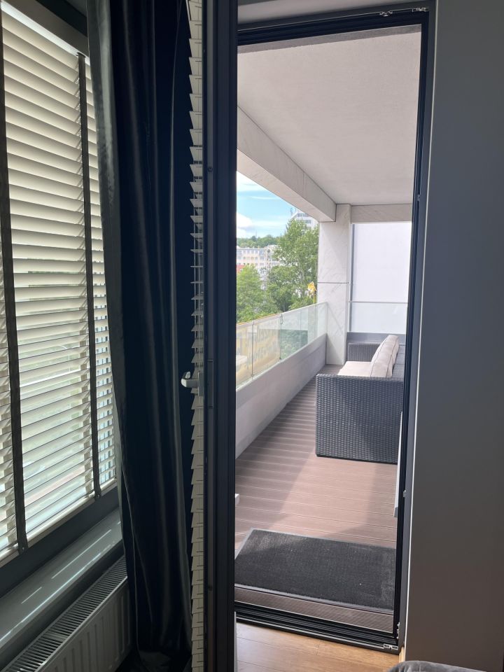 Mieszkanie 3-pokojowe Gdynia Śródmieście, ul. Obrońców Wybrzeża. Zdjęcie 4