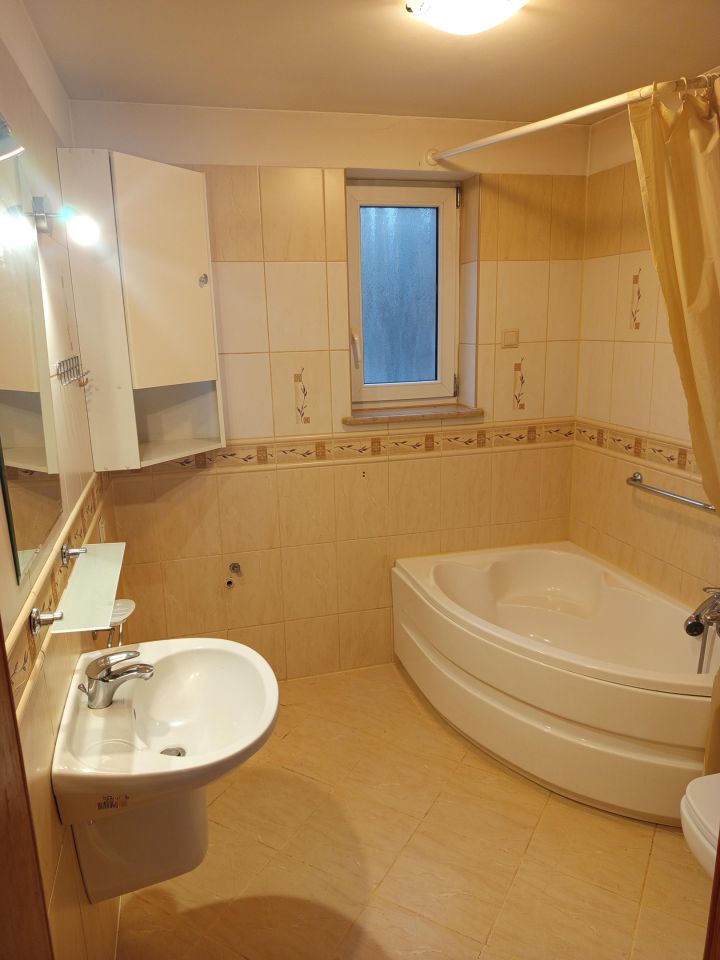 dom wolnostojący, 4 pokoje Płozy. Zdjęcie 29