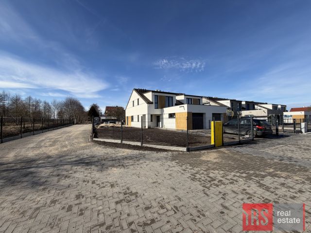 bliźniak, 6 pokoi Kołobrzeg. Zdjęcie 2