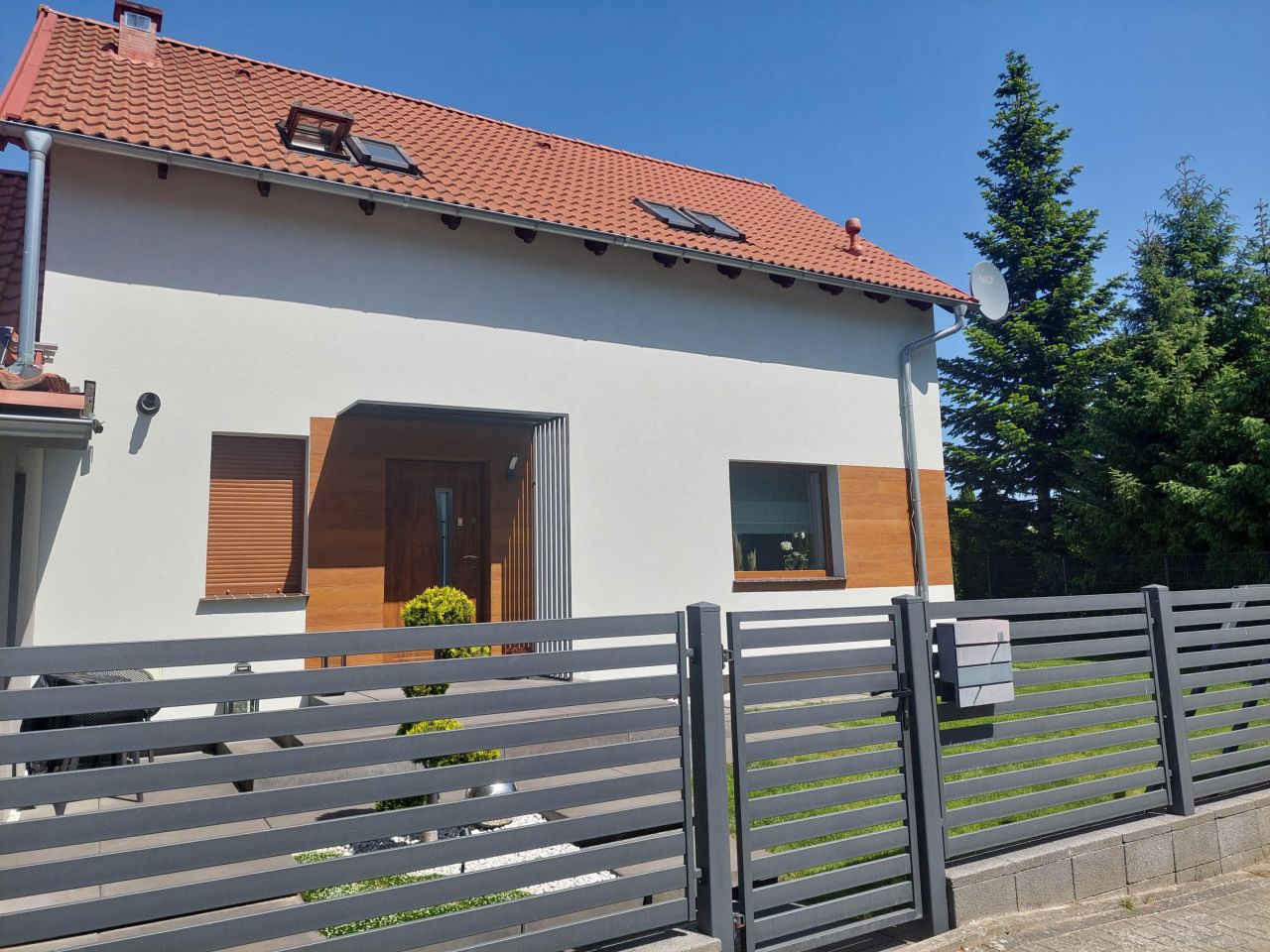 dom wolnostojący, 4 pokoje Drezdenko, ul. Norwida. Zdjęcie 1