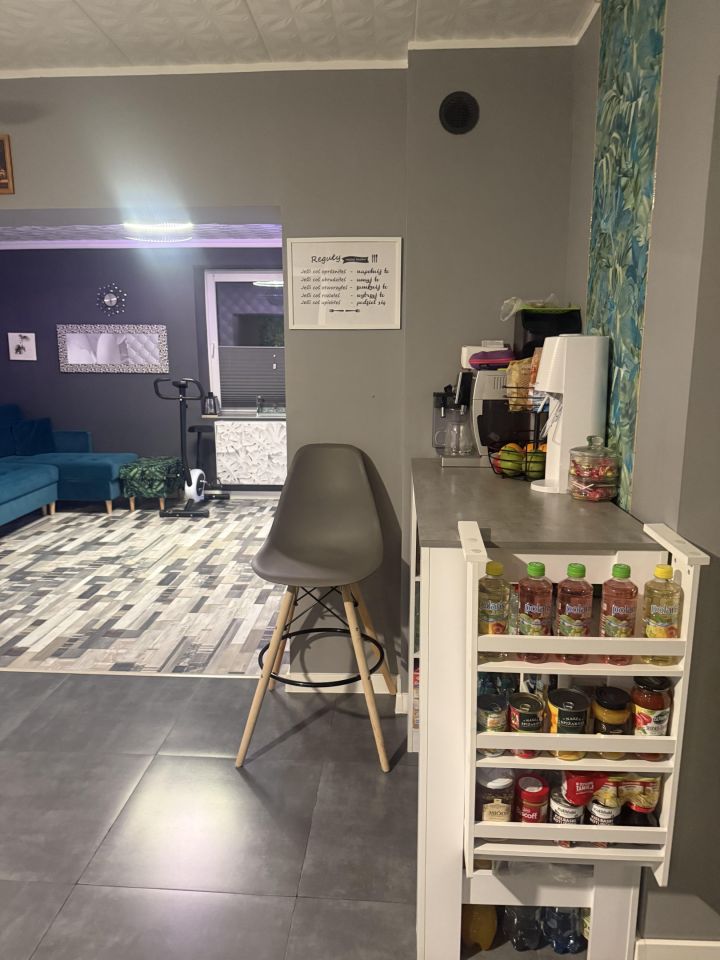 dom wolnostojący, 4 pokoje Zalesie. Zdjęcie 9