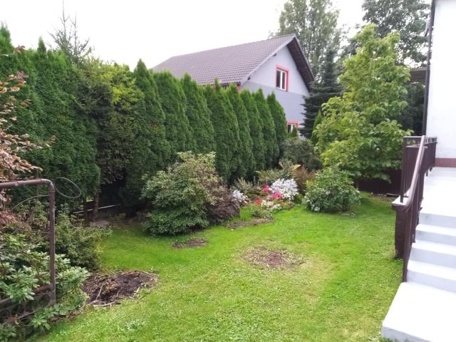 bliźniak, 5 pokoi Bystra. Zdjęcie 2