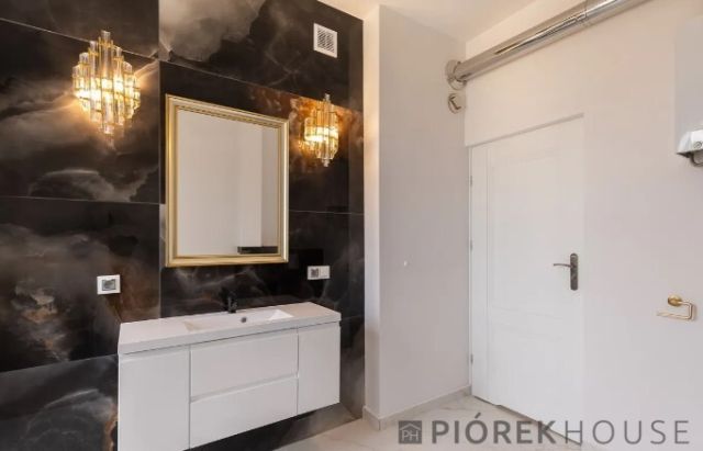 Mieszkanie 3-pokojowe Warszawa Śródmieście, ul. Chmielna. Zdjęcie 3