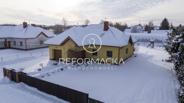 dom wolnostojący, 6 pokoi Stobierna. Zdjęcie 21