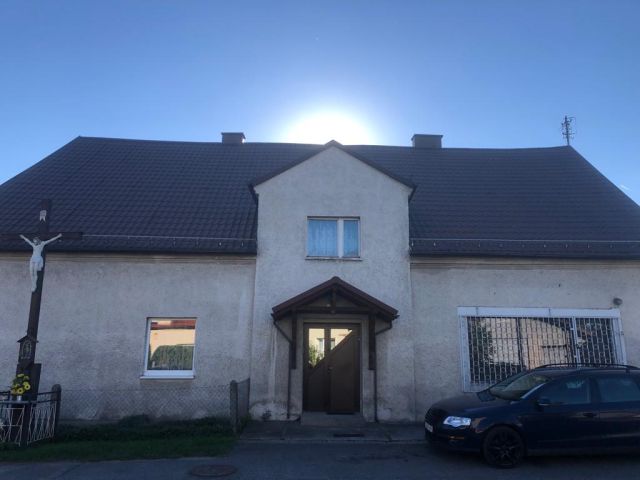 dom wolnostojący, 8 pokoi Turze, ul. Raciborska. Zdjęcie 1