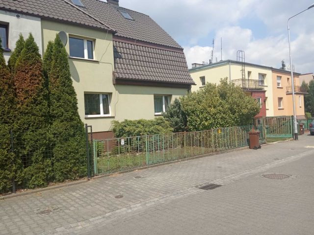 Mieszkanie 3-pokojowe Wrocław Kuźniki, ul. Dziwnowska. Zdjęcie 1