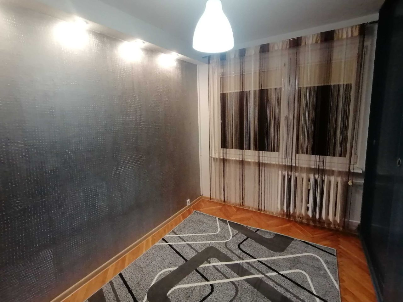 Mieszkanie 3-pokojowe Konin Zatorze, ul. Mieczysława Karłowicza. Zdjęcie 2