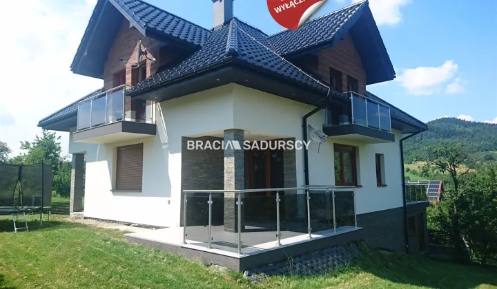 dom wolnostojący, 7 pokoi Myślenice Górne Przedmieście