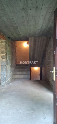 dom wolnostojący, 5 pokoi Chełmek, ul. Kazimierza Wielkiego. Zdjęcie 4