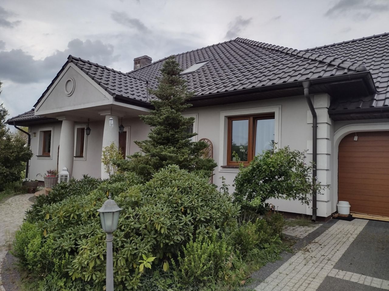 dom wolnostojący, 4 pokoje Rurzyca Dobroszyn, ul. Świerkowa. Zdjęcie 1