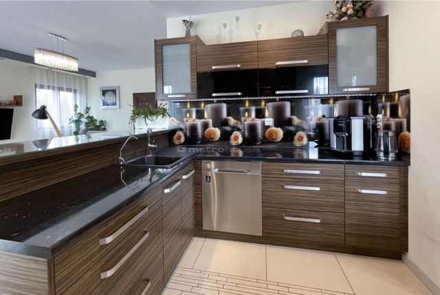 dom wolnostojący, 8 pokoi Radzymin. Zdjęcie 3