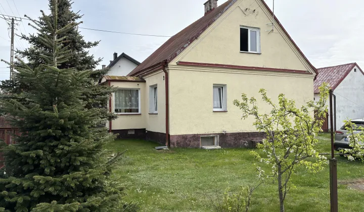 dom wolnostojący, 4 pokoje Kuźnica, ul. Adama Mickiewicza