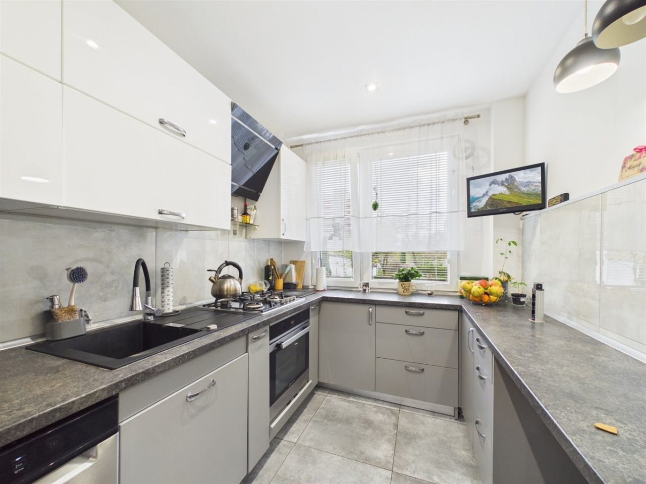 Mieszkanie 2-pokojowe Będzin Warpie, ul. gen. Władysława Andersa. Zdjęcie 1