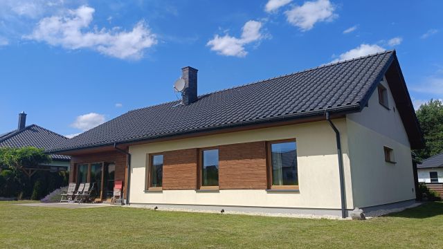 dom wolnostojący, 4 pokoje Niestachów. Zdjęcie 1