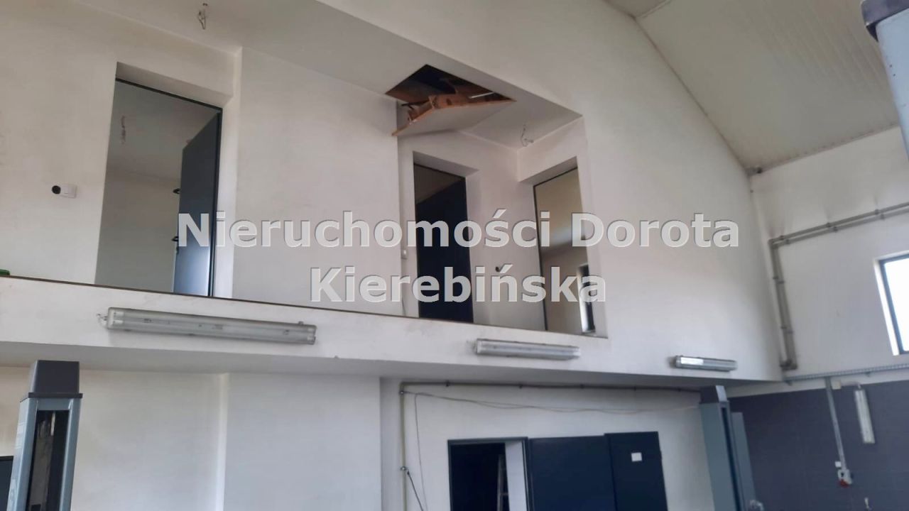 Hala/magazyn Wiaderno. Zdjęcie 15