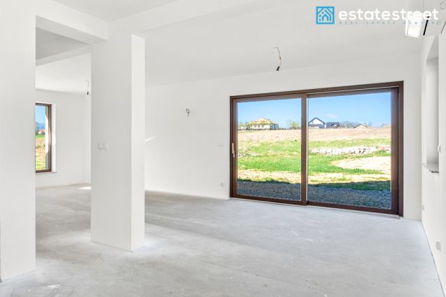 dom wolnostojący, 5 pokoi Kęty, ul. Stawowa. Zdjęcie 6