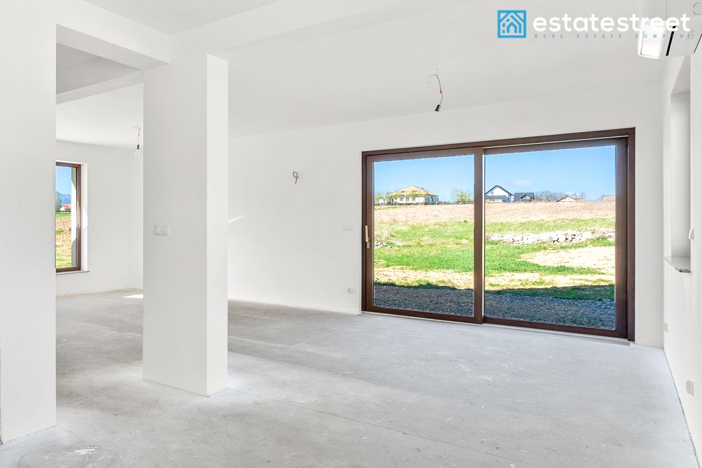 dom wolnostojący, 5 pokoi Kęty, ul. Stawowa. Zdjęcie 6