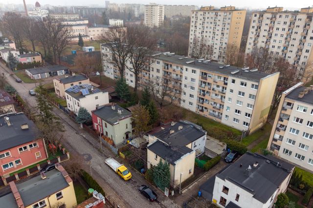 dom wolnostojący, 6 pokoi Łódź, ul. Stanisława Wyspiańskiego. Zdjęcie 1