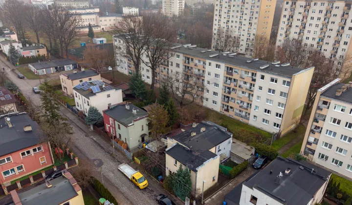 dom wolnostojący, 6 pokoi Łódź, ul. Stanisława Wyspiańskiego