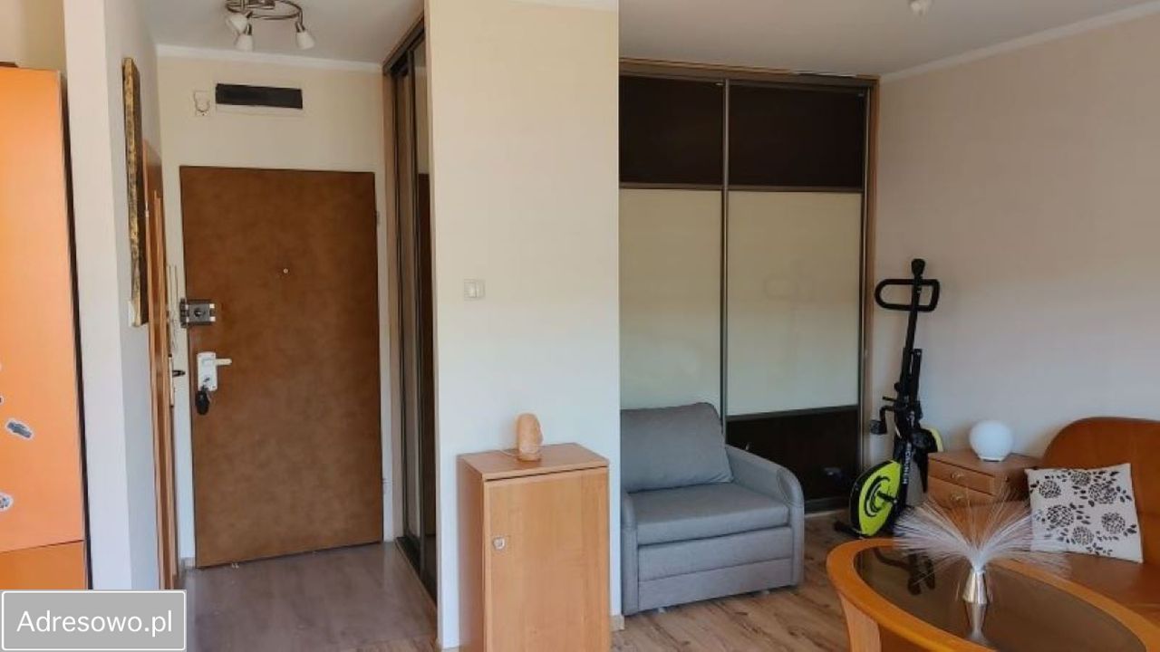 Mieszkanie 1-pokojowe Warszawa Wawer, ul. Dzięcieliny. Zdjęcie 6