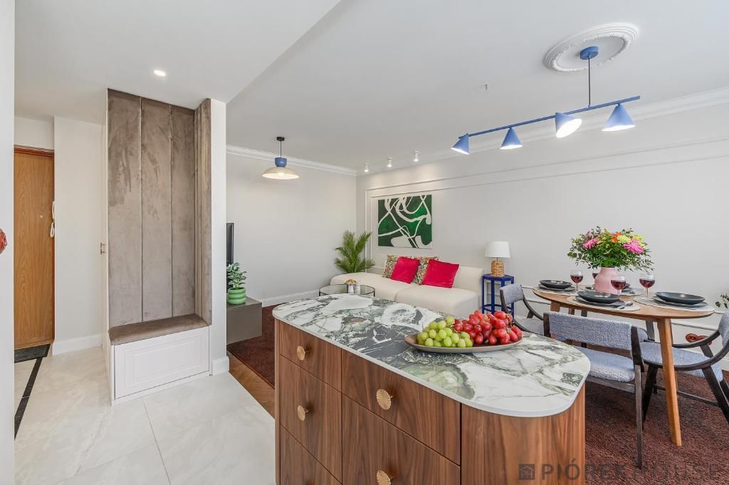 Mieszkanie 4-pokojowe Warszawa Praga-Północ, ul. Targowa. Zdjęcie 1